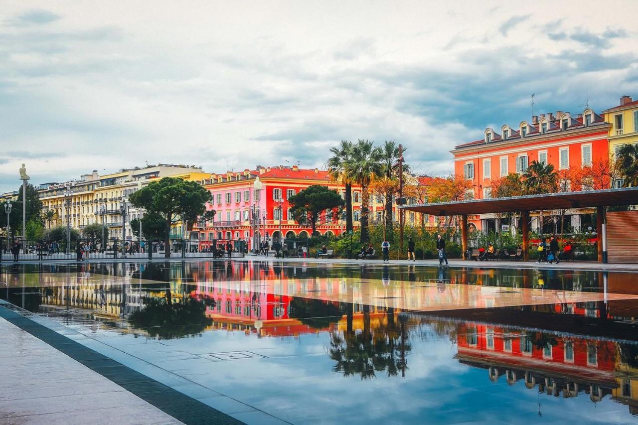 Aparthotel Riviera: Old Town Nice Getaway, Steps from Beach Exterior photo